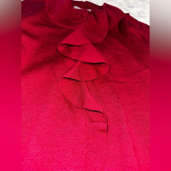 Beautiful gently loved Burgundy (thin) sweater. - Picture 2 of 4